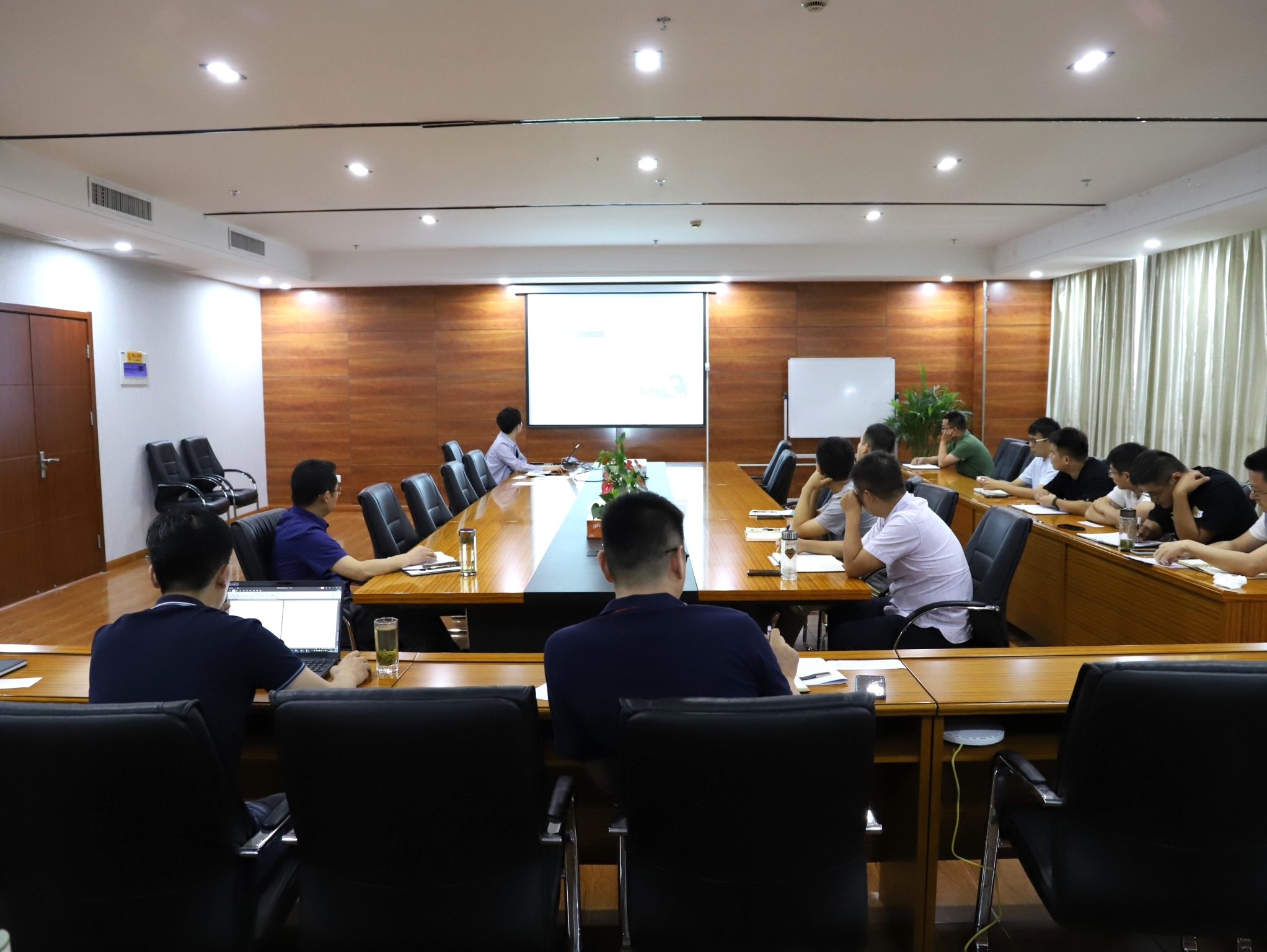 1659317988520590.jpg 1659317988520590.jpg